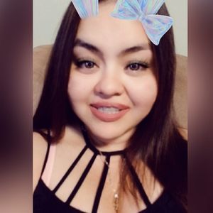 Meet your Posher, Ofelia